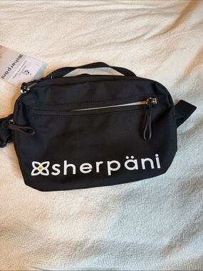 Sherpani Black Belt Bag with White Logo‎